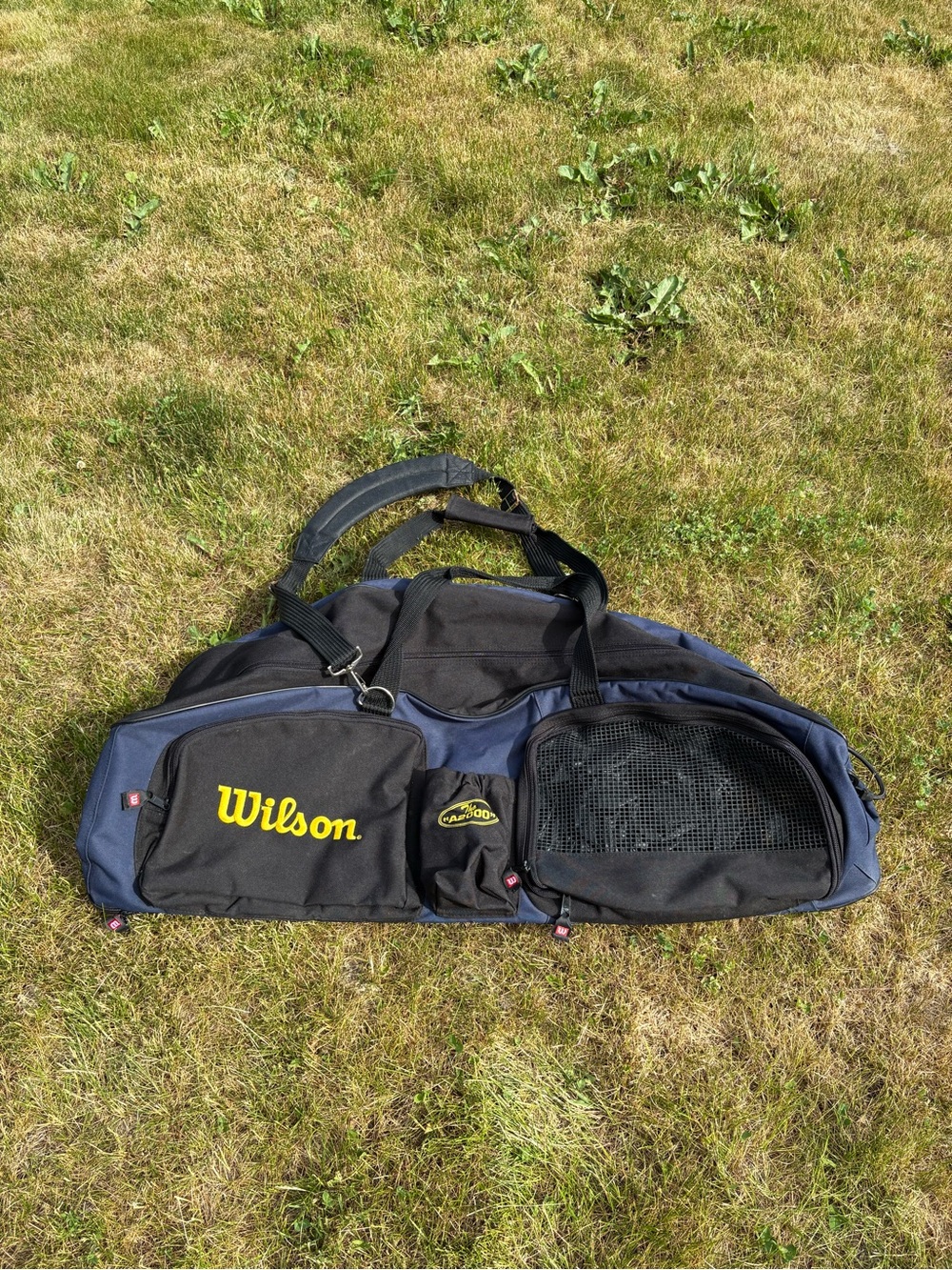 Wilson A2000 baseball bag